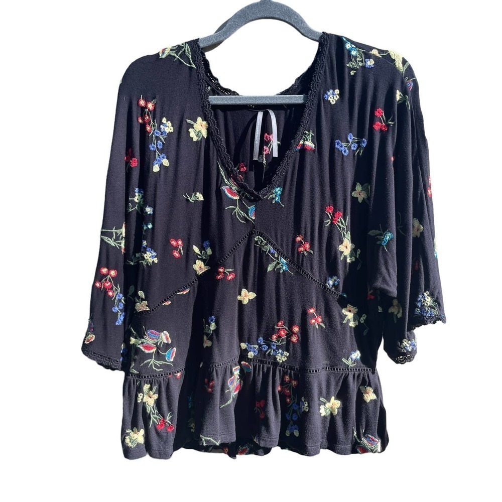 Anthropologie Parvati Floral Embroidered Blouse - Size Medium - Picture 12 of 16